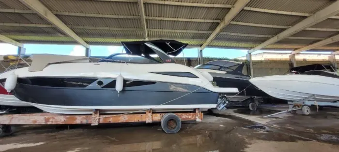 Lancha Solara 330 Targa 2020 - 2x Volvo V6-280, Gourmet, 330h