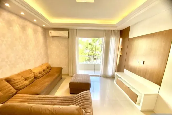 Apartamento com 3 quartos mobiliado