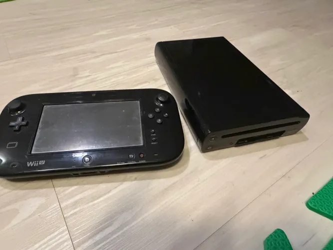 CONSOLE NINTENDO WII U EM BOAS CONDIÇÕES