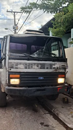 Caminhao trucado