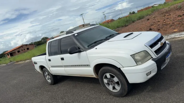 Chevrolet S10 Pick-up Exec. 2.8 4X4 CD TB Int.dies 2011
