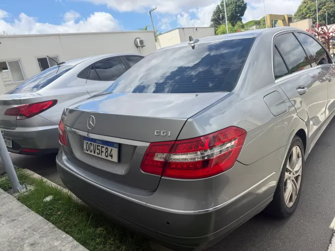 Mercedes-Benz E-250 CGI Avantgarde 1.8 16V 204cv Aut. 2011