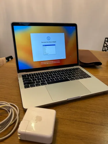 Macbook Pro 2017 16gb / 1TB