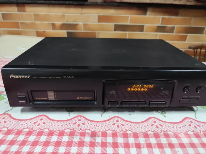 Disqueteira Pioneer p 6 cds