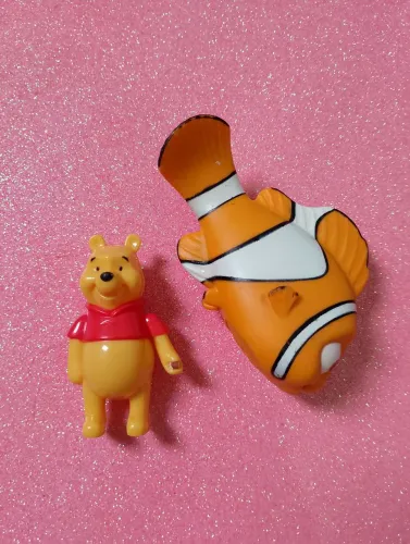 Boneco Nemo e ursinho Pooh original Disney