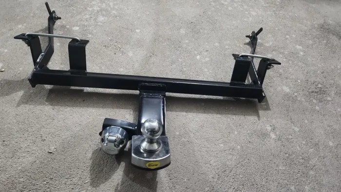 Engate reboque semi novo FIAT STRADA