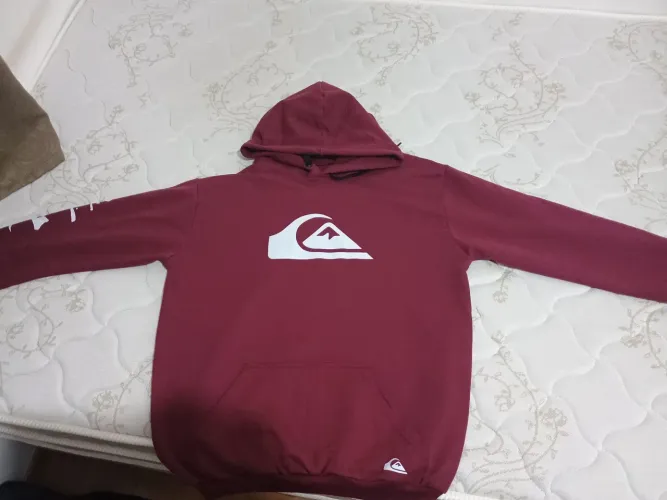 Moletom da Quicksilver cor vinho tamanho M (1 semana de uso)