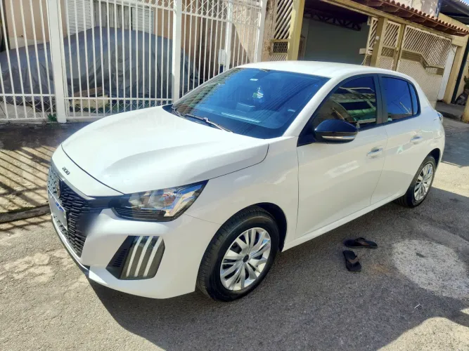 Peugeot 208 Active 1.0 Flex 5P Mec. 2025