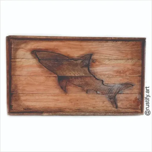 QUADRO TUBARÃO ESTILIZADO EM MADEIRA - PEÇA EXCLUSIVA E ARTESANAL