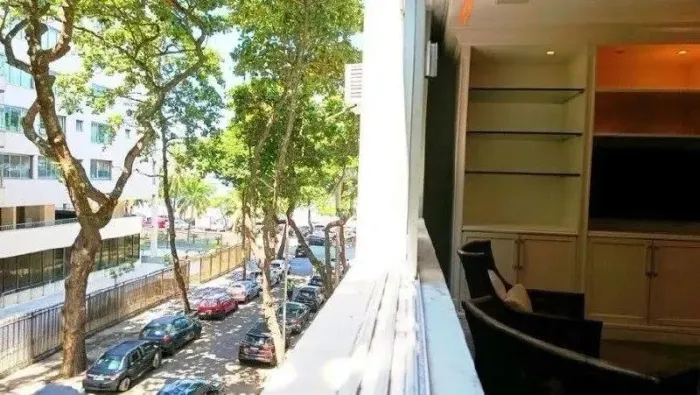 Onde o Mar Encontra o Design Contemporâneo