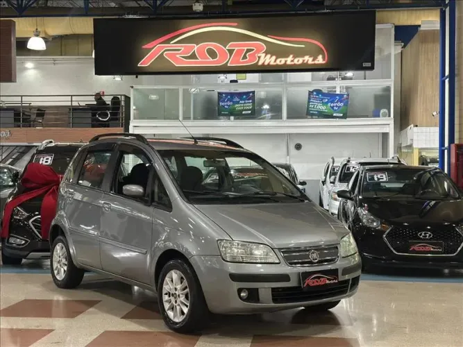 Fiat Idea ELX 1.4 MPI Fire Flex 8V 5P 2010