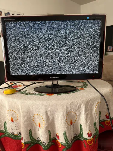 Tv e monitor Samsung.