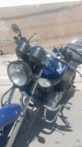 Moto extra de tudo, toda em dias no ponto de andar 