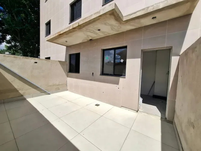 Área Privativa à venda no bairro Planalto, Belo Horizonte - MG.