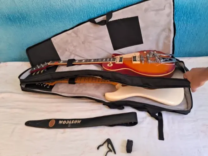Softcase Move Duplo Luxo (Para duas guitarras) - Em perfeito estado! + Brindes