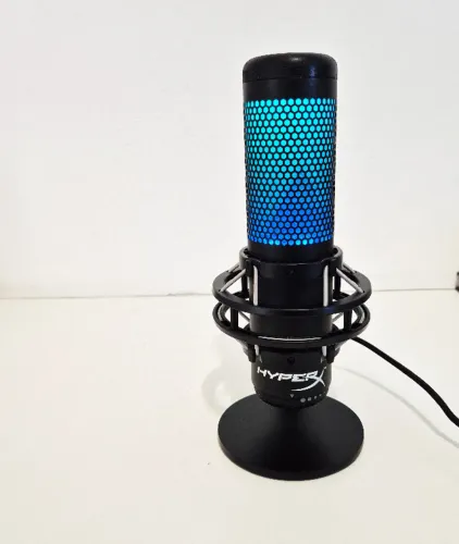 Microfone HyperX QuadCast S