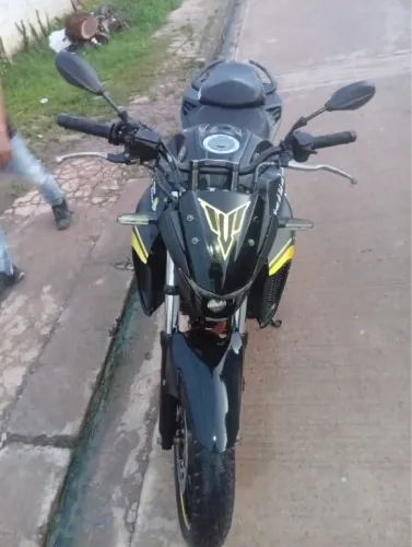 Yamaha f25 fazer Limited 