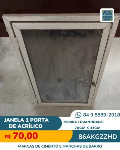JANELA 1 PORTA DE ACRÍLICO