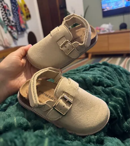 Sandália tipo Birken infantil NOVA