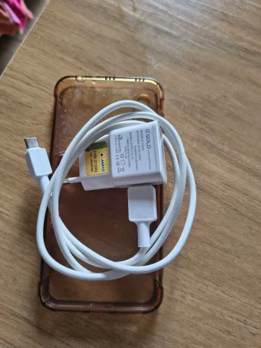Vendo celular Motorola barbada