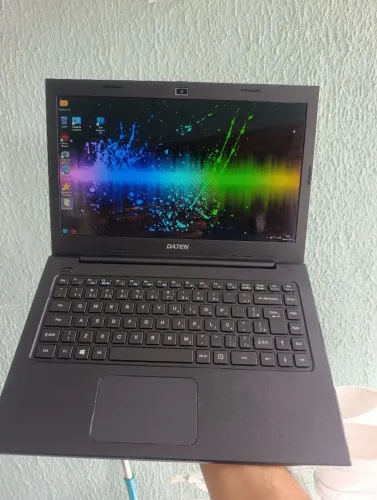 Notebook bom para estudos com Windows 10, bateria boa, hdd de 500 gigas, com carregador 