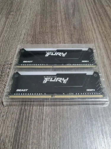 ( 2X16 ) 32GB Memória Kingston CL16 FURY Beast DDR4 RGB ( 1390 PARA VENDER AGORA )<br>