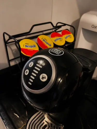 Cafeteira espressa nescafé dolce gusto
