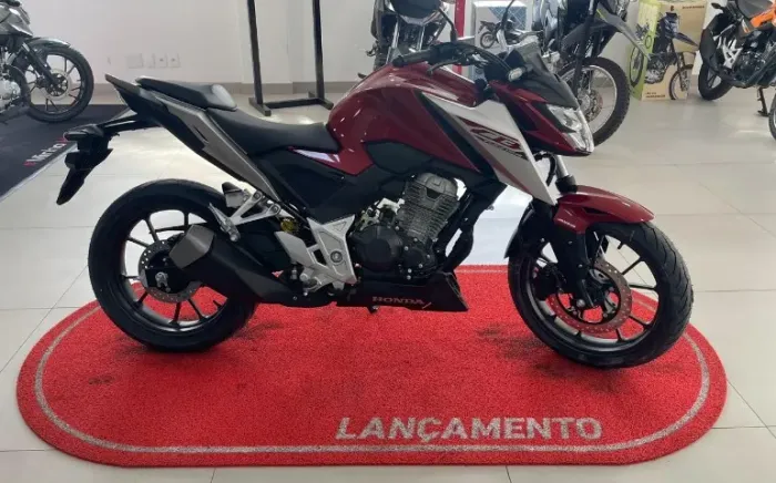 SUA HONDA TWISTER ABS TE ESPERA NA NA RECREIO MOTOS