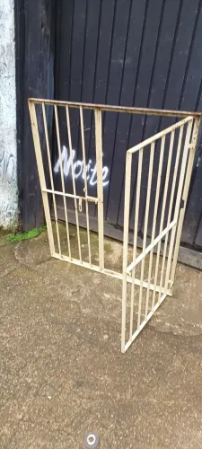 PORTÃO PARA CANIL COM PORTA CADEADO /// R$550,00 