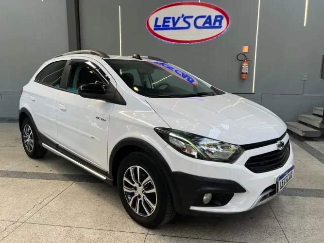 Chevrolet Onix Activ 1.4 8V Flex Mec. 4P 2017