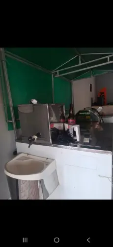 VENDE - SE CARRINHO DE CALDO DE CANA SEMI NOVO, MARCA MAQTRON.