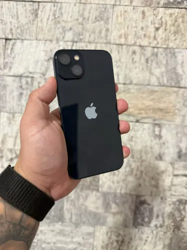 iPhone 13 128GB Preto