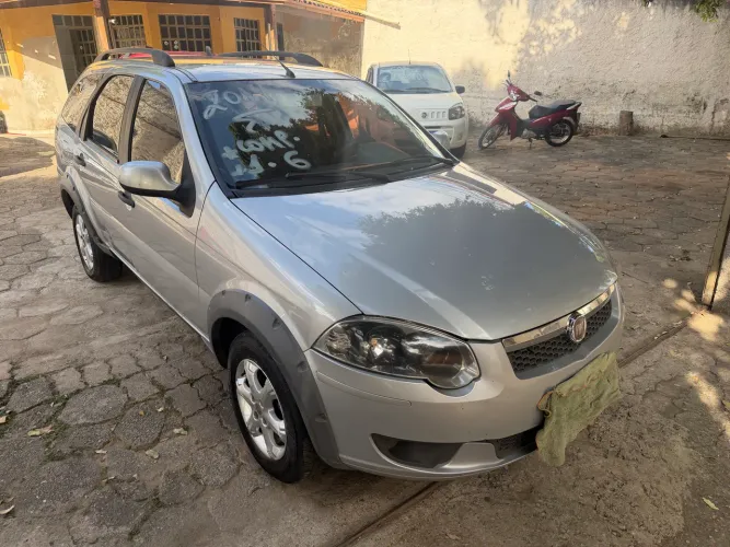Fiat Palio Weekend Trekking 1.6 Flex 16V 5P 2014