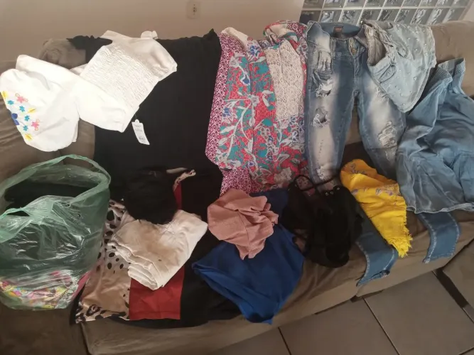 Lote de Roupa P/ Bazar + 80 peças