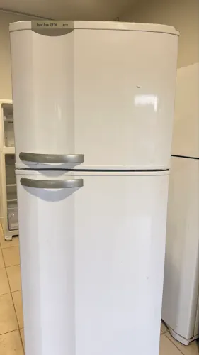 Geladeira Eletrolux Duplex Fros Fre 110v funcionando perfeitamente 