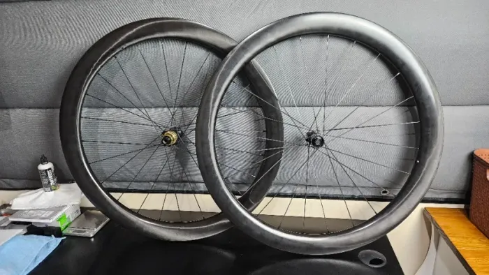 Par roda carbono Gravel 1370g