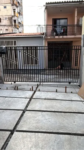 Portão de ferro