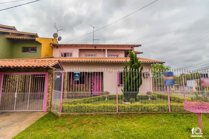 Ótimo sobrado no Bairro Santo Inácio