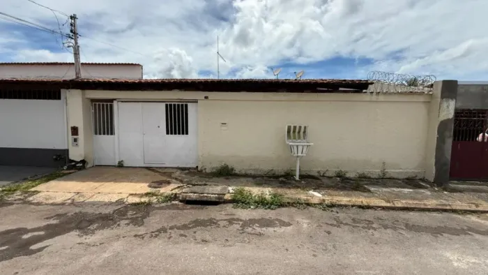 Casa 3 quartos Etapa C Valparaiso I