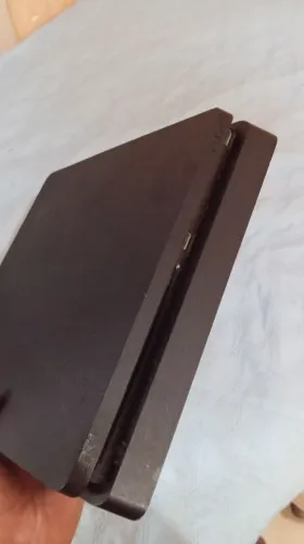 PS4 Slim 1 TB