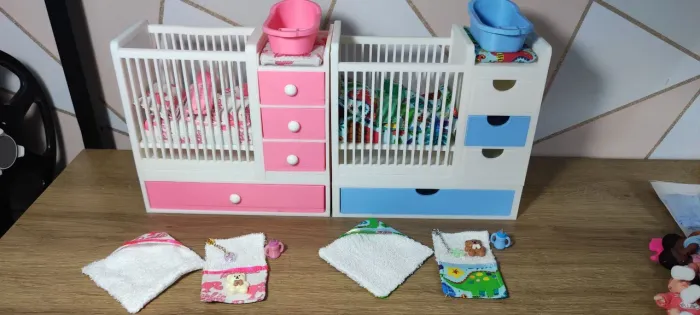 Berço para bebê menina da Barbie, Bebê mini Brands zuru