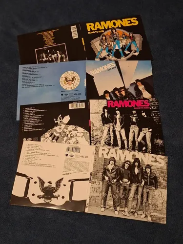 Ramones kit 4 CDs