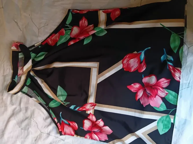 Blusa floral GG