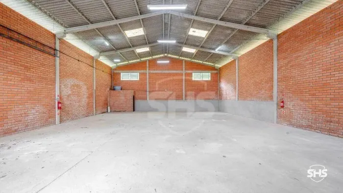 Galpão para alugar, 300 m² por R$ 7.700,00/mês - Passo Manso - Blumenau/SC