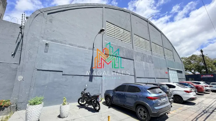 GALPÃO PARA LOCAÇÃO EM AFOGADOS COM 3.286 M² DE ÁREA TOTAL