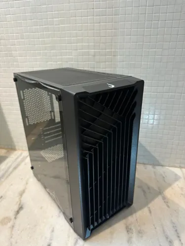 Gabinete gamer preto rise mode X1, Mid Tower, ATX, Lateral em Vidro Temperado