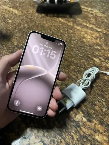 Iphone 13 128gb tela bateria trocada detalhe 
