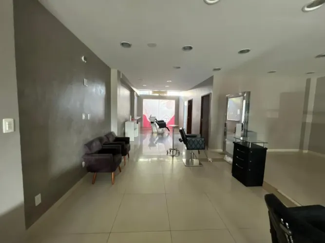 Loja Ponto Comercial em Costa do Sol, Macaé/RJ