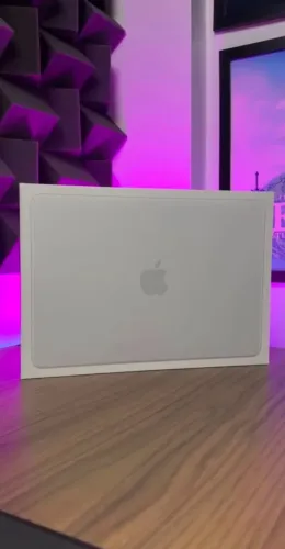 Macbook Neo 8GB/256GB Silver - Lacrado