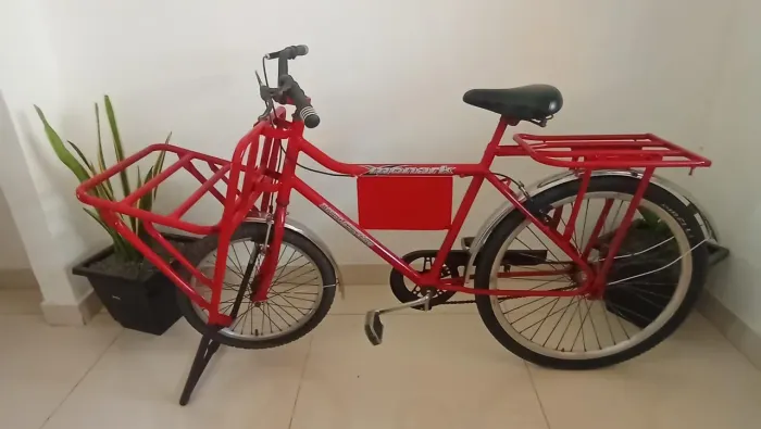 Vende-se bicicleta Monark cargueira